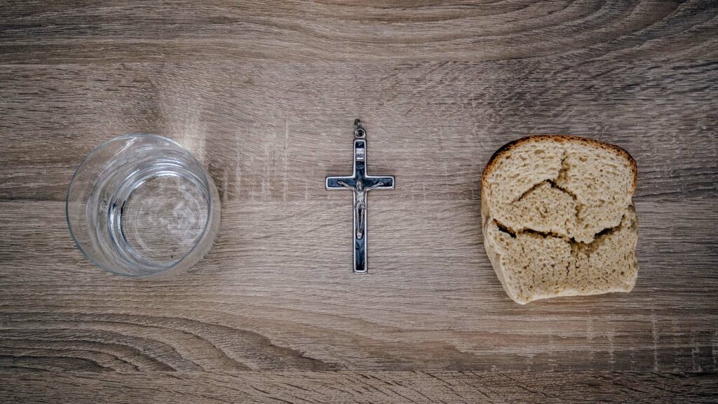 comer carne na sexta-feira santa substituir por pão e agua