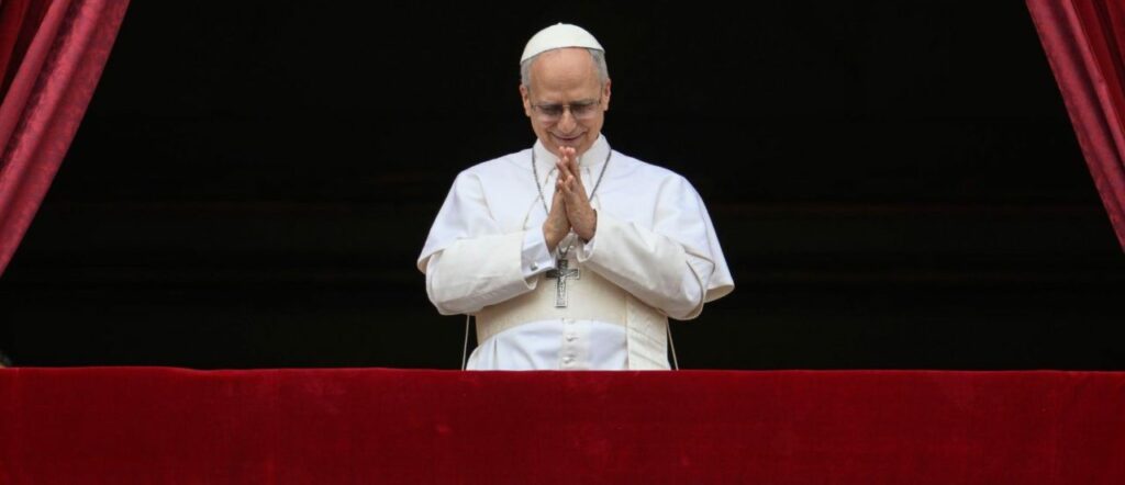 Oração pelo Papa: por que rezar e como interceder pelo sucessor de Pedro