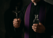 Exorcismo: o que a Igreja Católica ensina?