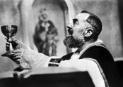Padre Pio e a Missa: sacrifício, amor e mistério