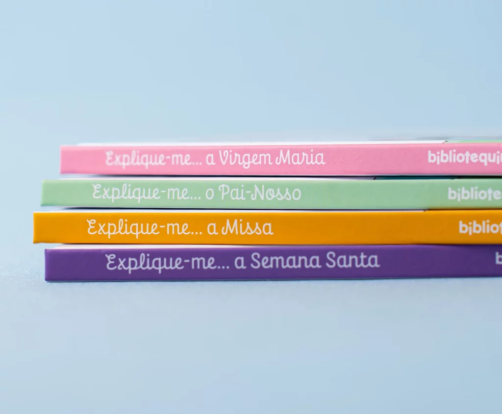 coleção de livros católicos para crianças. 
